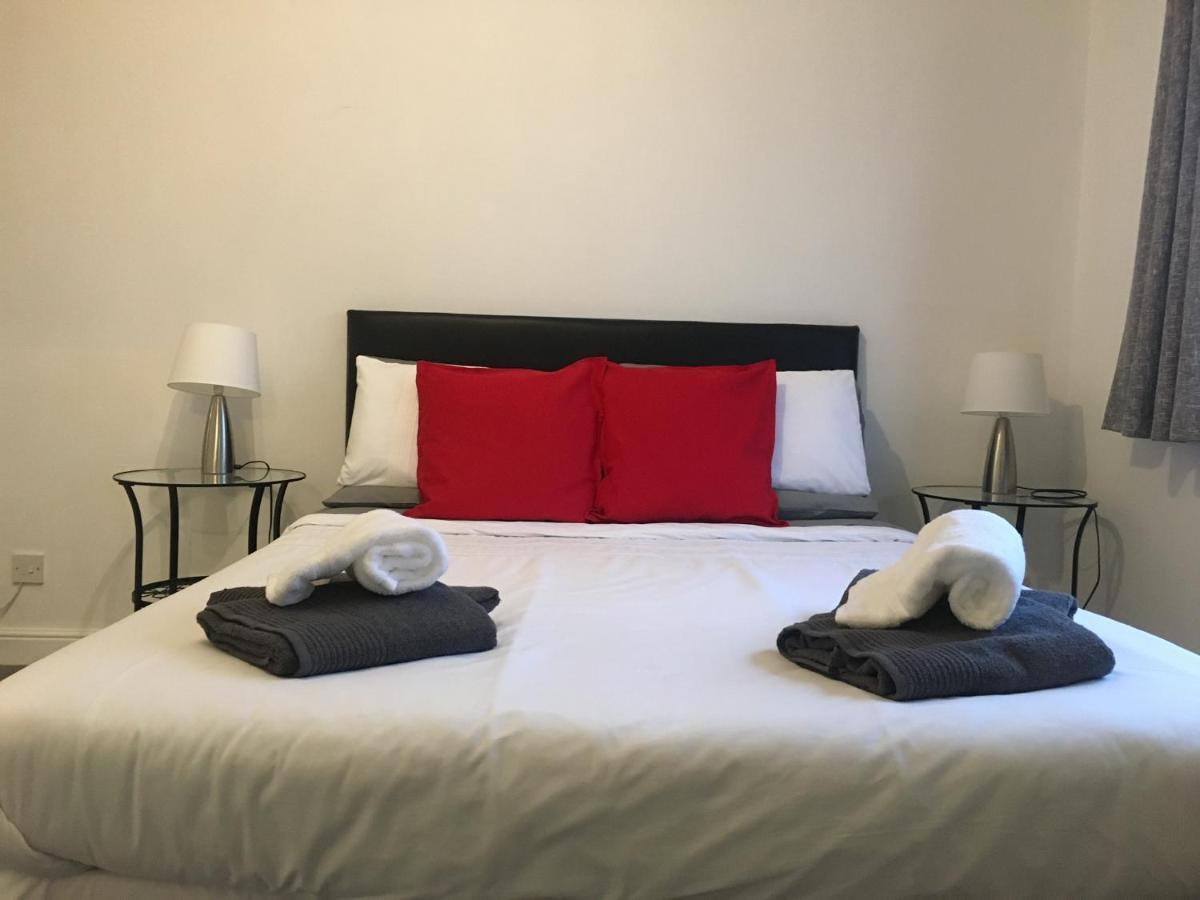 Levenhowe Holiday Apartment 발로크 외부 사진